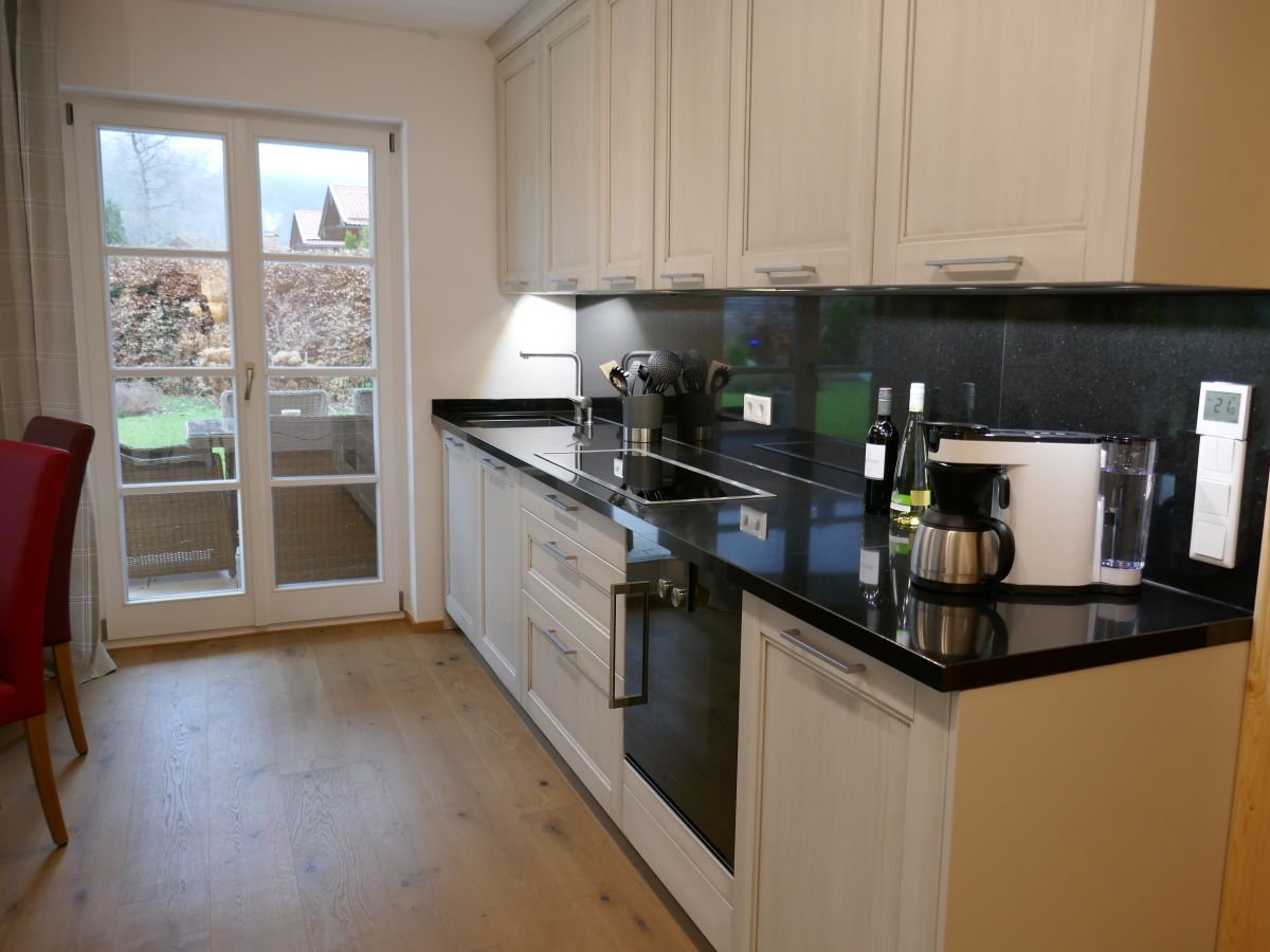 Küche „Gartenblick-West“